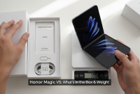 آنر مجیک V5 ستارهی یه ویدیوی آنباکسینگه؛ ببینیم تو جعبهش چیه و چقدر وزن داره آنر مجیک V5 ستارهی یه ویدیوی آنباکسینگه؛ ببینیم تو جعبهش چیه و چقدر وزن داره